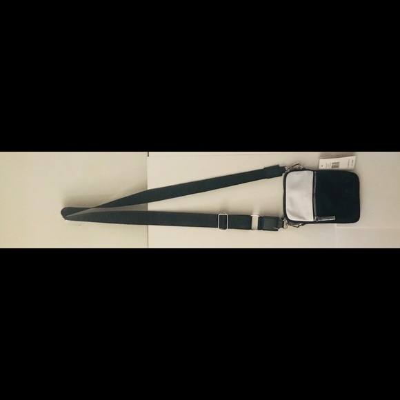 New Steve Madden Crossbody Bag Pocketbook - Picture 2 of 16